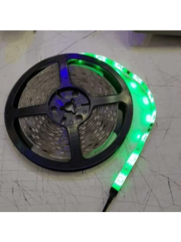 Yüceeller Yürüyen Şeri̇t LED Akar LED 5 Metre Si̇li̇konlu Dış Mekan Yeşi̇l Renk